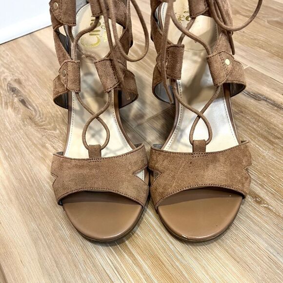 Circus by Sam Edelman Emilia Golden Carmel Strappy Heeled Sandals Size 8.5 - Picture 6 of 10